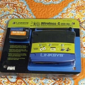 NWT Linksys 2.4GHz Wireless-G Router in Blue and Black